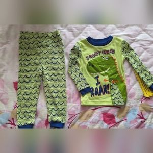 NWT Kidgets 18 months pajama set